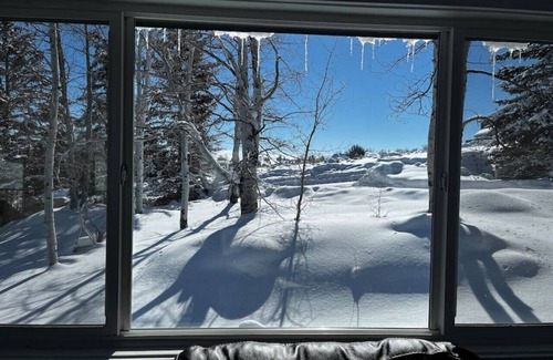 Sweetwater Cabin | `White Pines Cabin` w/Private Hot Tub