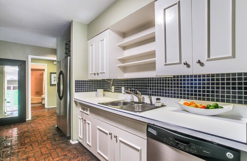 Lochwood House | White Rock Lake & Arboretum Mid-Century Stunner
