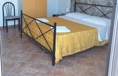 Noto Marina Cottage | White Rocks, villa 50mt from the sea