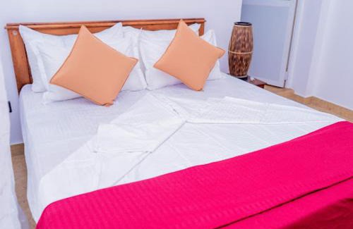 Ekala Bed & Breakfast | White sand beach Villa