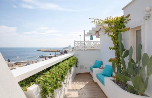 Municipio 5 House | WHITE SOFIA - uno sguardo sul mare