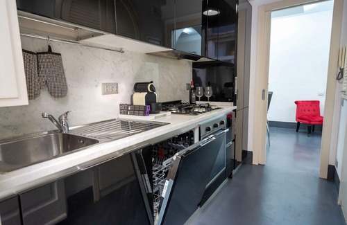 Rione III Colonna Apartment | White Style Alcove - Piazza Di Spagna
