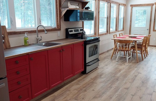 North Kawartha Cottage | White Tail Cabin located on 100 private forested acres, in a Crown Game Preserve