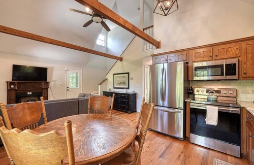 Dahlonega House | White Tail Cottage - Wineries & Hiking in Dahlonega