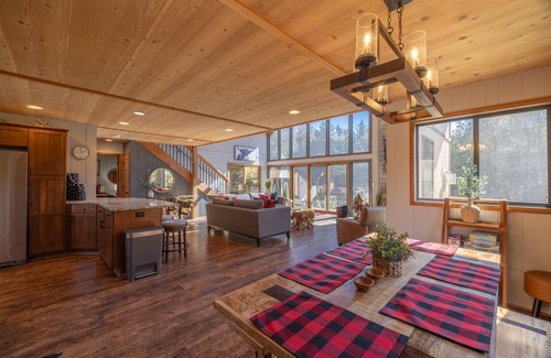Wright City Ski Chalet | White Tail Lodge by Innsbrook Vacations!