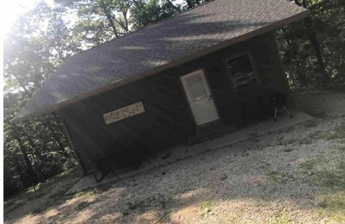 Van Buren House | White Tail Trail