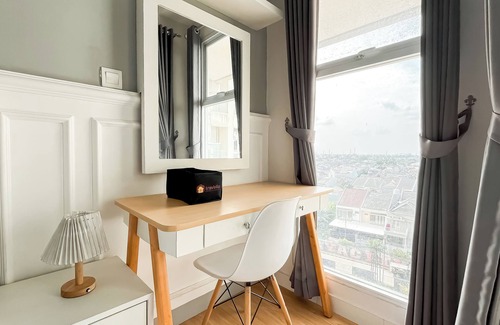 Serpong Apartment | White Tone Studio At Amazana Serpong Apartment