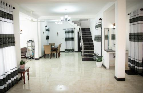 Ahungalla House | White Villa Kosgoda