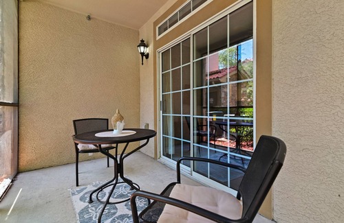 Reunion Condo | Whitefall's Hideway 15 min to Disney-Resort Style