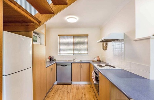 Quindalup Villa | Whitesands BEACH VILLA | holiday on the edge of the Bay ​| Margaret River Proper