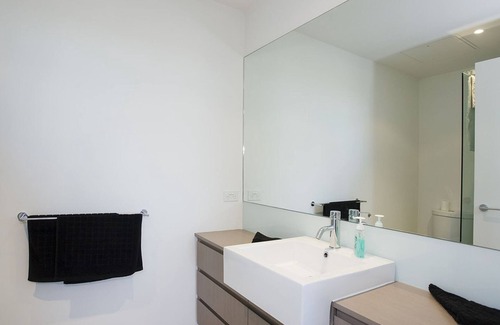 Torquay Apartment | Whitewater Apartment 101