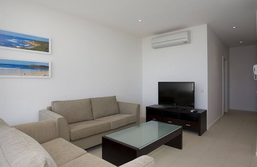Torquay Apartment | Whitewater Apartment 208