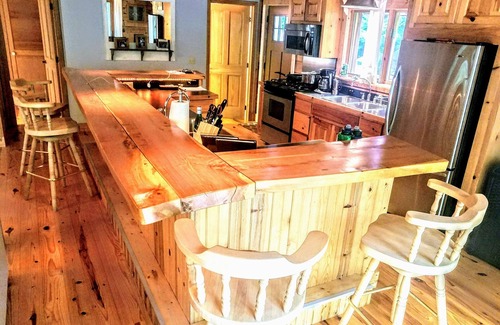 Highlands House | Whitewater Mountain Cabin on the Cullasaja River