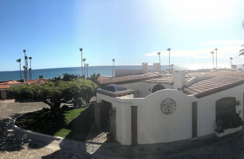 Las Gaviotas House | Whitewater views & steps from private surfing beach. Las Gaviotas, 3 BR, 3 BA