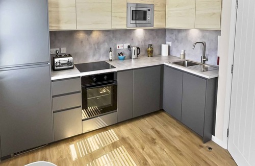 Gosport Cottage | Whitsun 1.5 - an apartment that sleeps 4 guests in 2 bedrooms