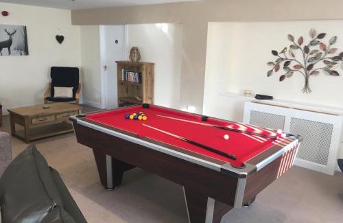 Hardstoft House | Whittonlodge sleeps28 Hottub pool table