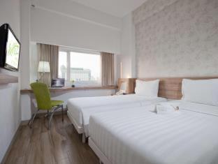 Cikini Hotel | Whiz Hotel Cikini Jakarta