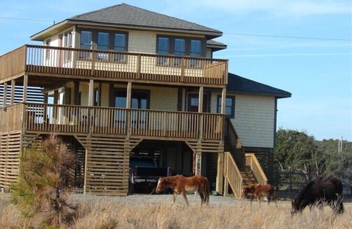 Corolla House | WHO IS READY FOR SUNSHINE AND SAND?! PACK YOUR SENSE OF ADVENTURE & COME VISIT!