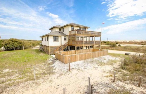 Corolla House | WHO IS READY FOR SUNSHINE AND SAND?! PACK YOUR SENSE OF ADVENTURE & COME VISIT!