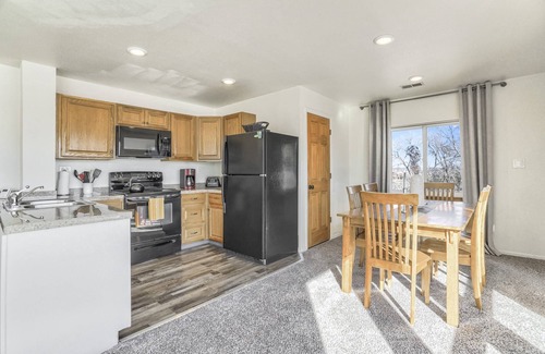 Colorado Springs Cottage | Whole Duplex! 3 Bedrooms, 2 Bathrooms, 4 Beds, Sleeps 8