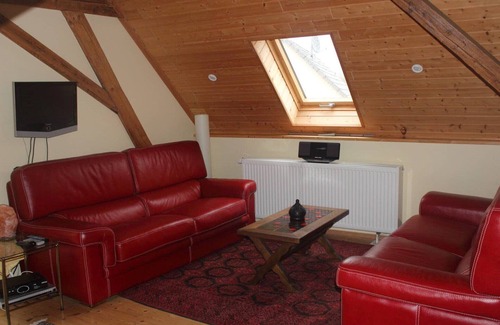 Village-Neuf House | Whole house of charm in peace