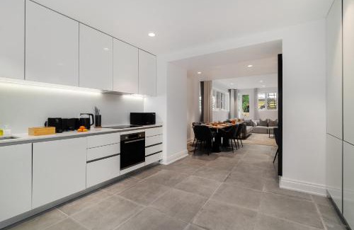 Sao Sebastiao da Pedreira Apartment | WHome Stylish Oasis near Parque Eduardo VII