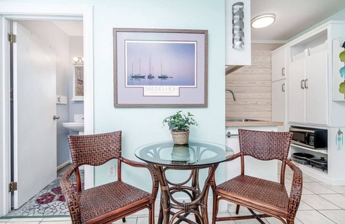 Morehead City Condo | Why Knot Getaway…Rooftop with WaterView! Unit E