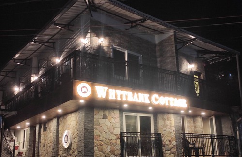 Mussoorie Cottage | Whytbank Cottage , Stylish Boutique Styled Cottage nested in hills of Mussoorie.