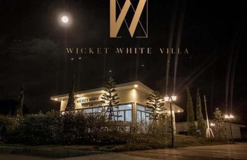 Photharam Hotel | WICKET WHITE VILLA