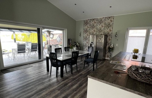 Zetel House | Wide angle view