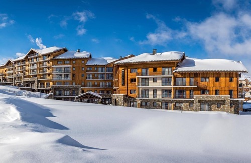 Eclose-Est Apartment | Wifi, 150m from ski slopes, fitness, swimming pool, sauna, hammam, balcony, tv, 63m², Alpe d'Huez
