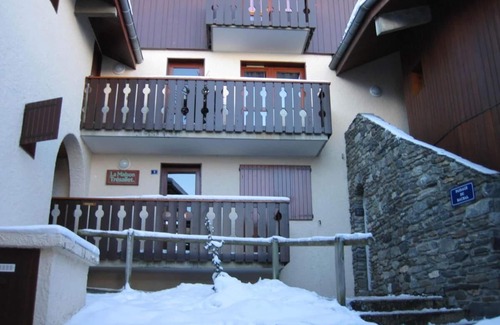 Montchavin Apartment | Wifi, 150m from ski slopes, 1st floor, balcony, tv, ski locker, 40m², Montchavin La Plagne