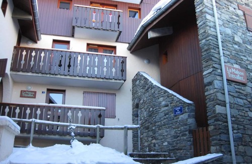Montchavin Apartment | Wifi, 150m from ski slopes, 1st floor, balcony, tv, ski locker, 40m², Montchavin La Plagne