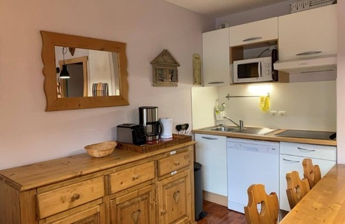 Vignec Apartment | Wifi, 1st floor, balcony, tv, ski locker, 48m², Saint Lary Soulan