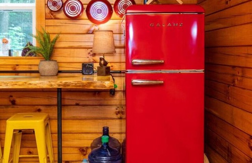Campton Apartment | WiFi & Minimalist - Cozy Creek -Red River Gorge KY
