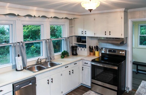 Denniston Apartment | WiFi & Pets - Alice Rocks - Cave Run Lake & RRG KY