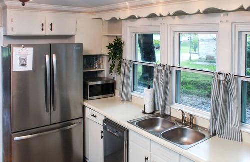 Denniston Apartment | WiFi & Pets - Alice Rocks - Cave Run Lake & RRG KY