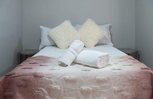 Waverley House | Wilcocks85 Guesthouse