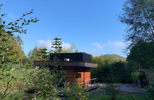 Barvaux Cottage | Wild Cube, unusual/ecological accommodation with Nordic bath close to Durbuy