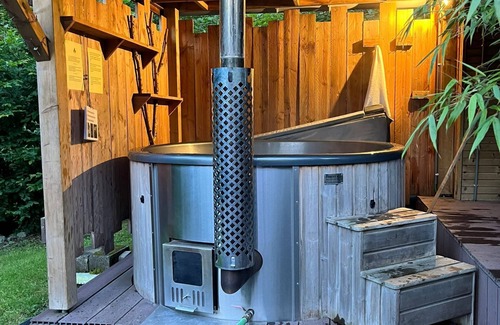 Barvaux Cottage | Wild Cube, unusual/ecological accommodation with Nordic bath close to Durbuy