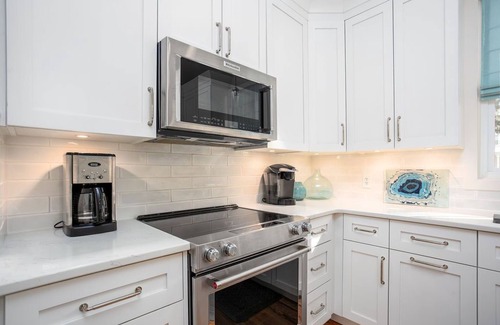 Isle of Palms House | Wild Dunes Home in Grand Pavilion area - Access to Amenities
