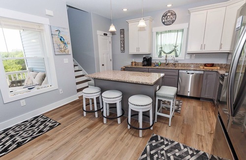Carova Beach House | WILD HORSES! Secluded, 4-wheel drive, family get-away, 4x2190, Just Beachy