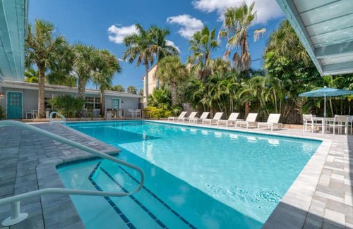 Siesta Key Hotel | Wild Plum