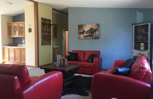 Baraboo Cabin | Wild Rose Ranch Guest Cabin