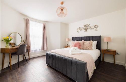 Parsons Green and Walham Apartment | Wild Roses Serviced Apartments - Chelsea