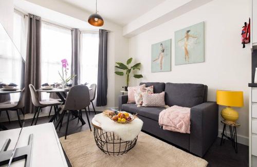 Parsons Green and Walham Apartment | Wild Roses Serviced Apartments - Chelsea