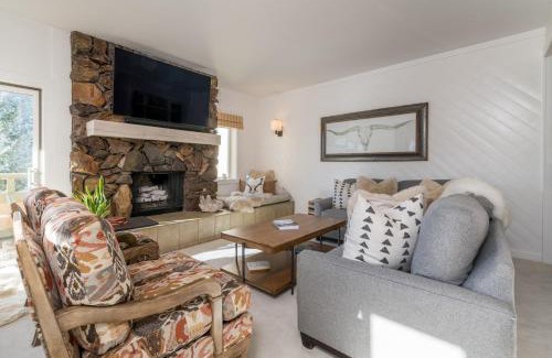 Elkhorn House | Wildflower 650