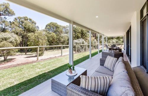 Yallingup Siding House | Wildgreen Villa - Lakeside Hideaway in Winery Estate