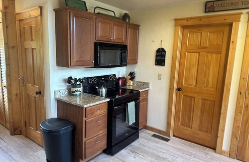 Wolf Laurel Cabin | Wildlife Ridge-Views, Gameroom, Hot Tub 4300' Elev