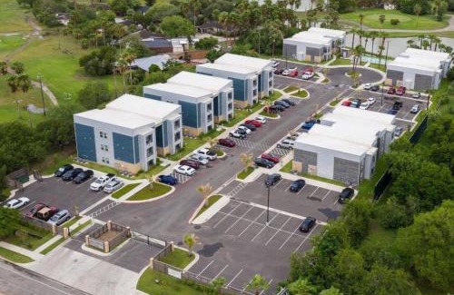 Brownsville Apartment | Wildrose Villas